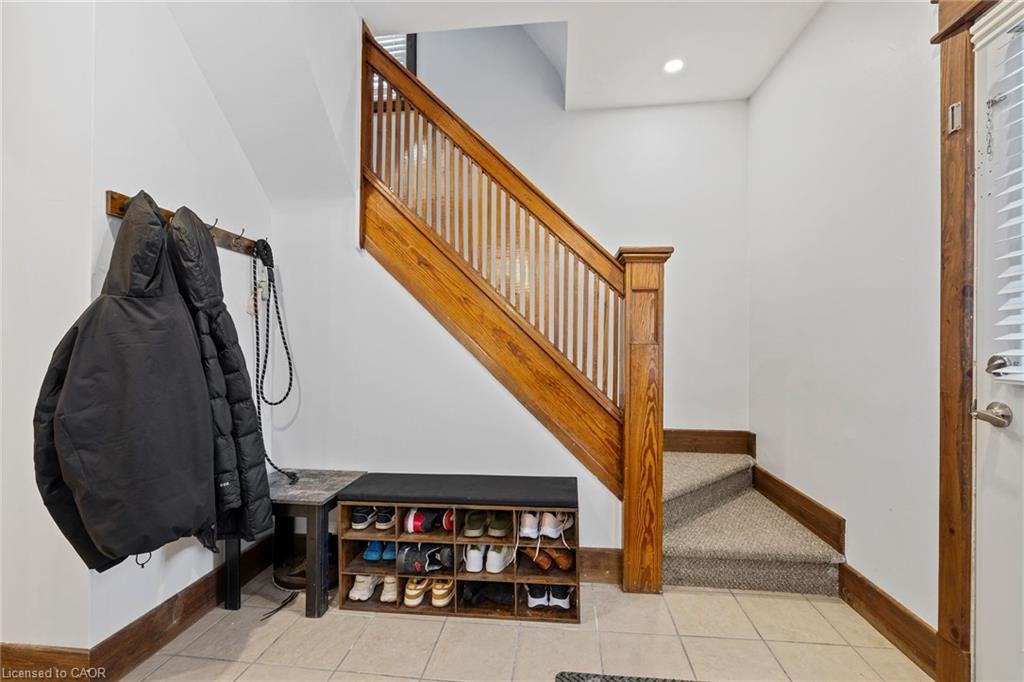 4731 Third Avenue, Niagara Falls, ON - Indoor Photo Showing Other Room