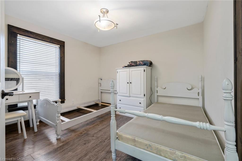 4731 Third Avenue, Niagara Falls, ON - Indoor