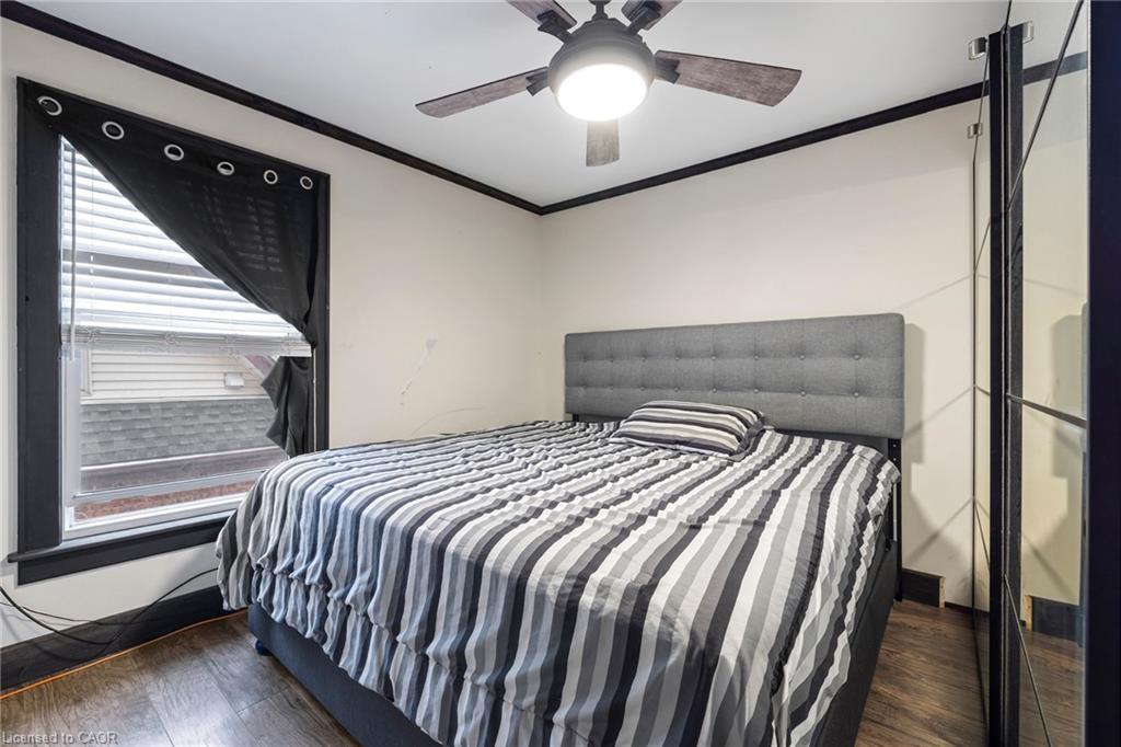 4731 Third Avenue, Niagara Falls, ON - Indoor Photo Showing Bedroom