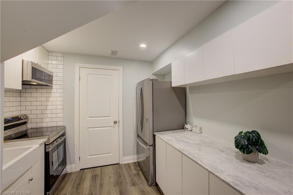 42 Jenkins Street, Grand Valley, ON - Indoor Photo Showing Other Room