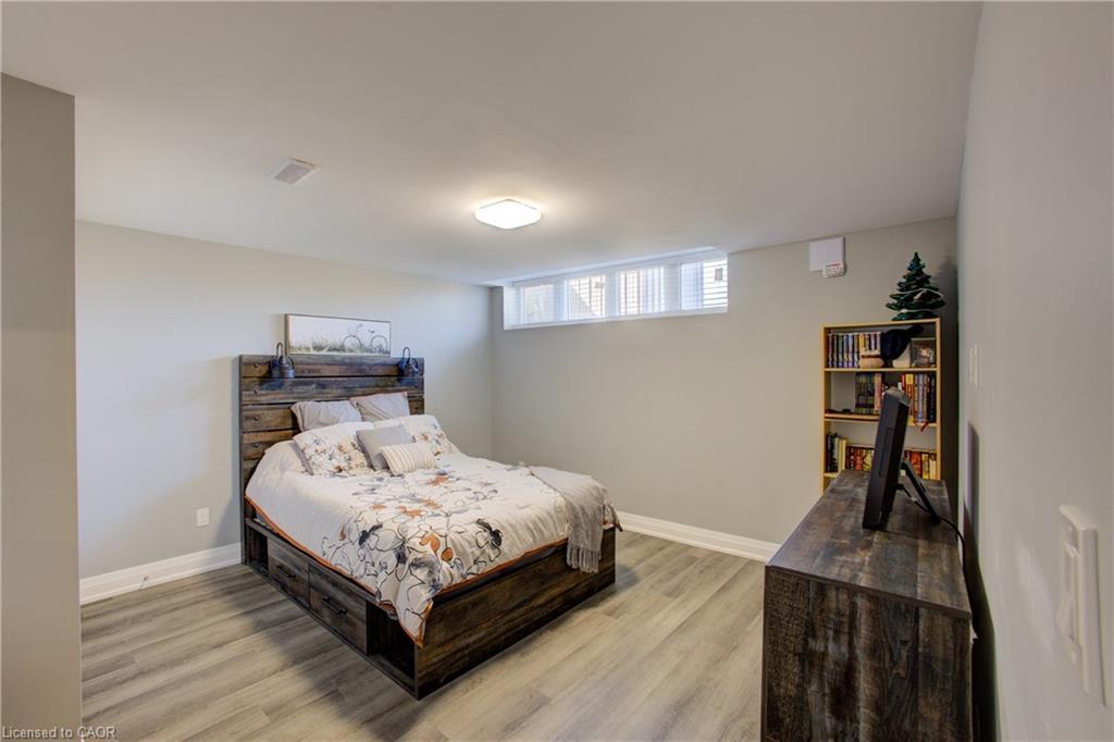 42 Jenkins Street, Grand Valley, ON - Indoor Photo Showing Bedroom