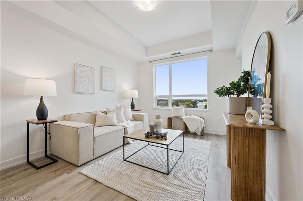 516-251 Northfield Drive E, Waterloo, ON - Indoor Photo Showing Other Room