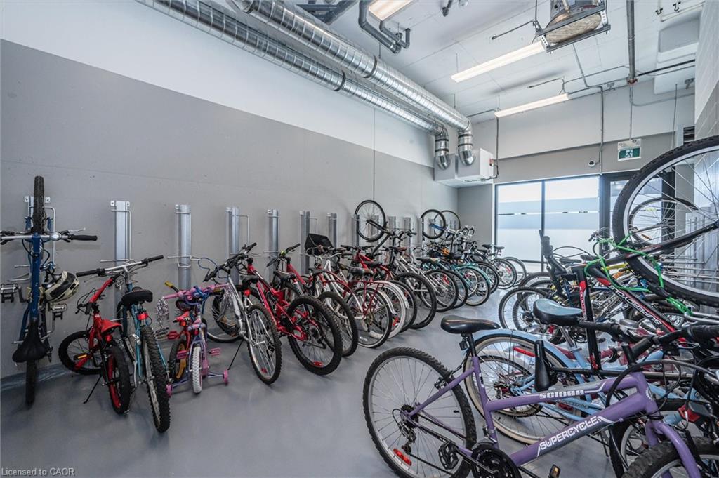 516-251 Northfield Drive E, Waterloo, ON - Indoor