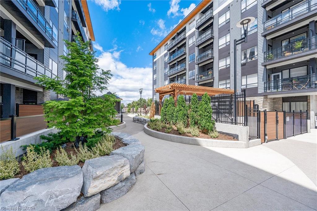 516-251 Northfield Drive E, Waterloo, ON - Outdoor With Balcony