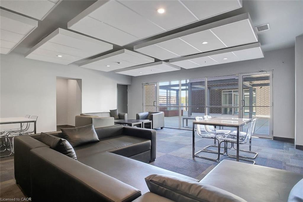 1501-318 Spruce Street, Waterloo, ON - Indoor