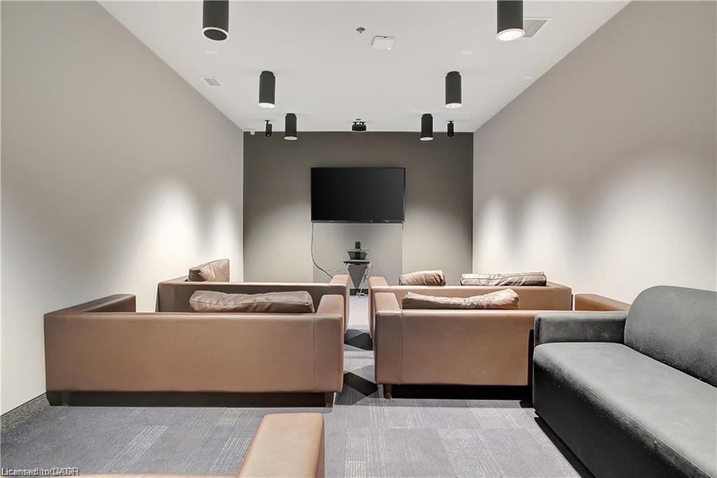 1501-318 Spruce Street, Waterloo, ON - Indoor