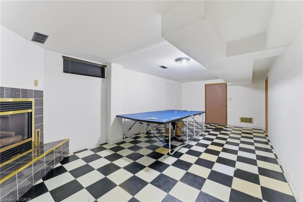 2 Morningstar Court, Hamilton, ON - Indoor Photo Showing Other Room With Fireplace