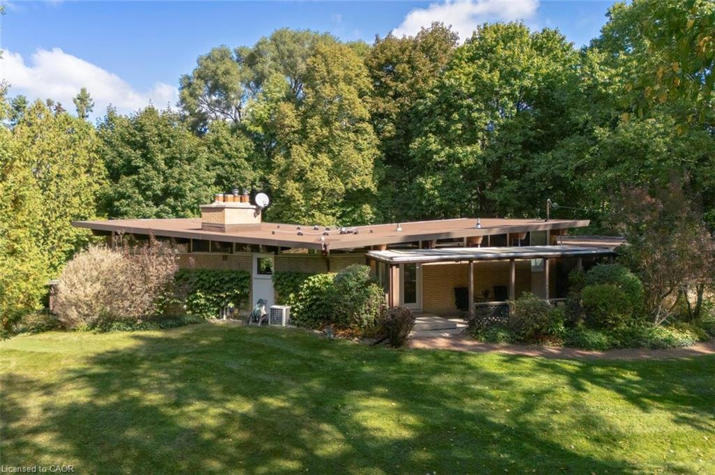 1441 Mineral Springs Road, Hamilton, ON - Outdoor With Deck Patio Veranda