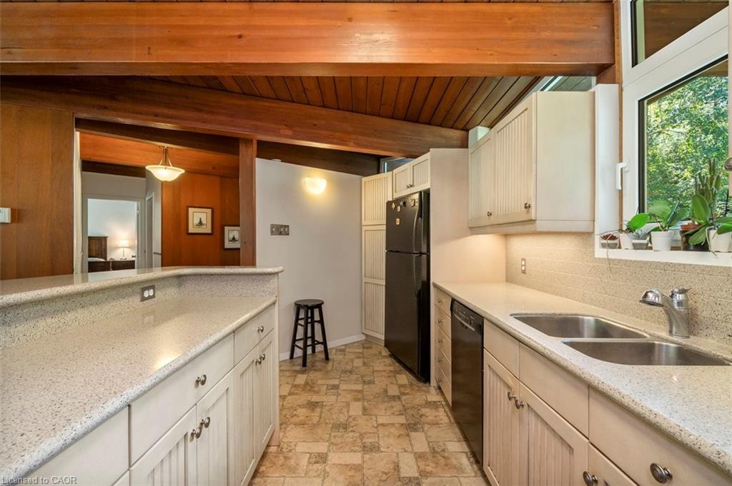 1441 Mineral Springs Road, Hamilton, ON - Indoor Photo Showing Kitchen With Double Sink