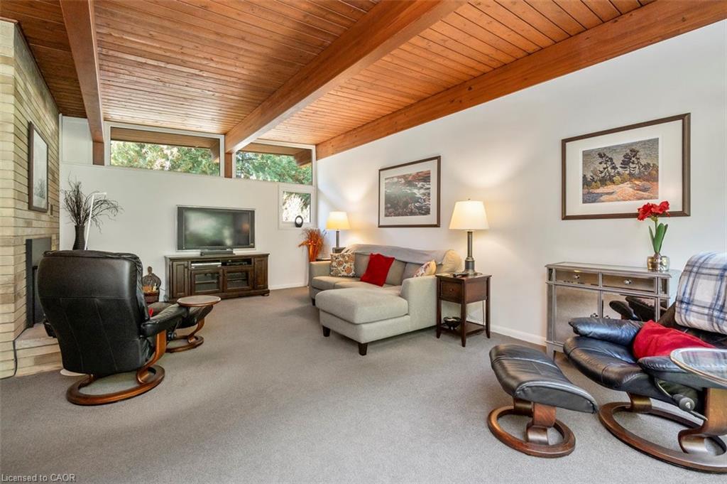 1441 Mineral Springs Road, Hamilton, ON - Indoor