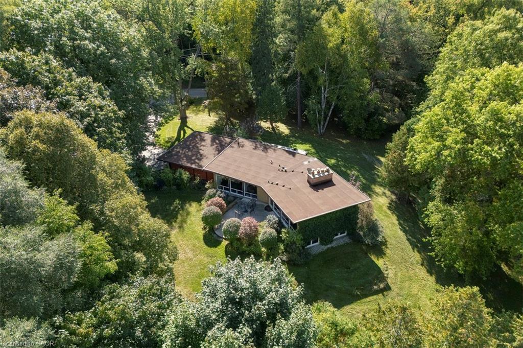 1441 Mineral Springs Road, Hamilton, ON - Outdoor