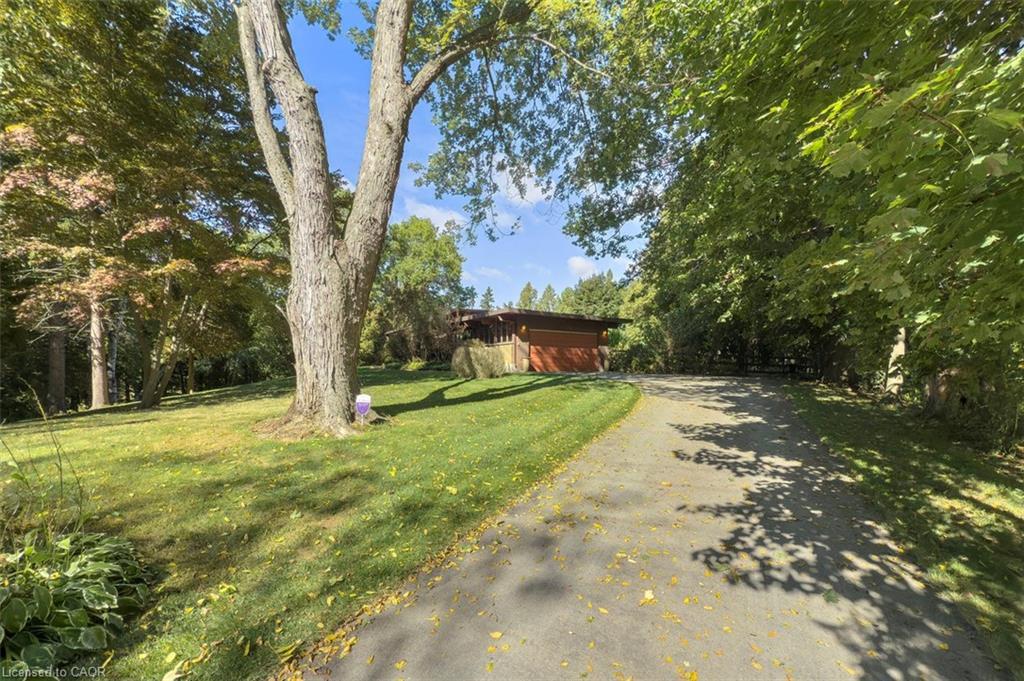 1441 Mineral Springs Road, Hamilton, ON - Outdoor