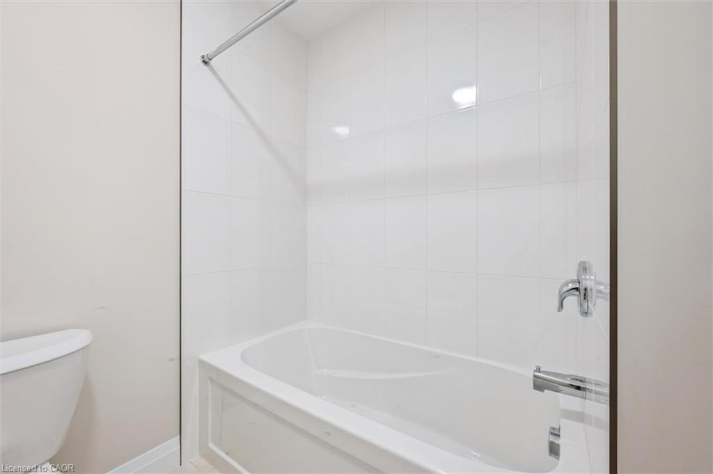 109 Catherine Street, New Hamburg, ON - Indoor Photo Showing Bathroom