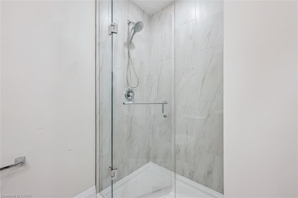 109 Catherine Street, New Hamburg, ON - Indoor Photo Showing Bathroom