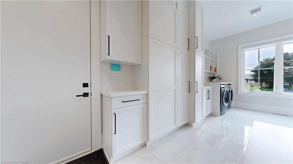 212 Southview Road, Oakville, ON - Indoor