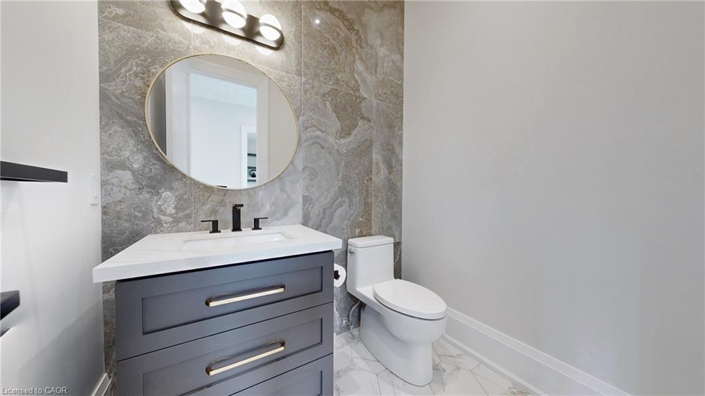 212 Southview Road, Oakville, ON - Indoor Photo Showing Bathroom