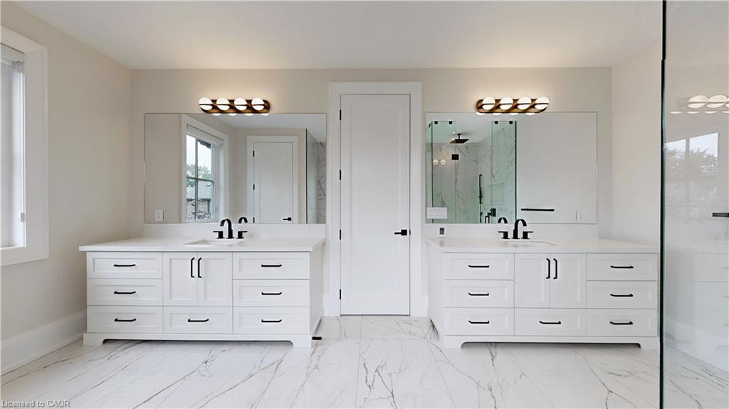 212 Southview Road, Oakville, ON - Indoor Photo Showing Bathroom