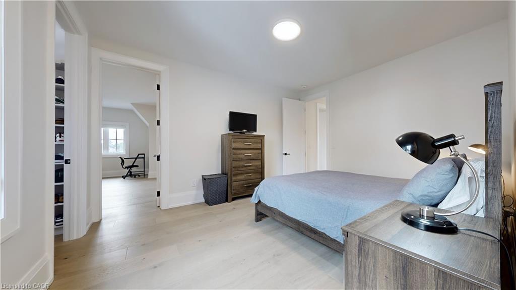 212 Southview Road, Oakville, ON - Indoor