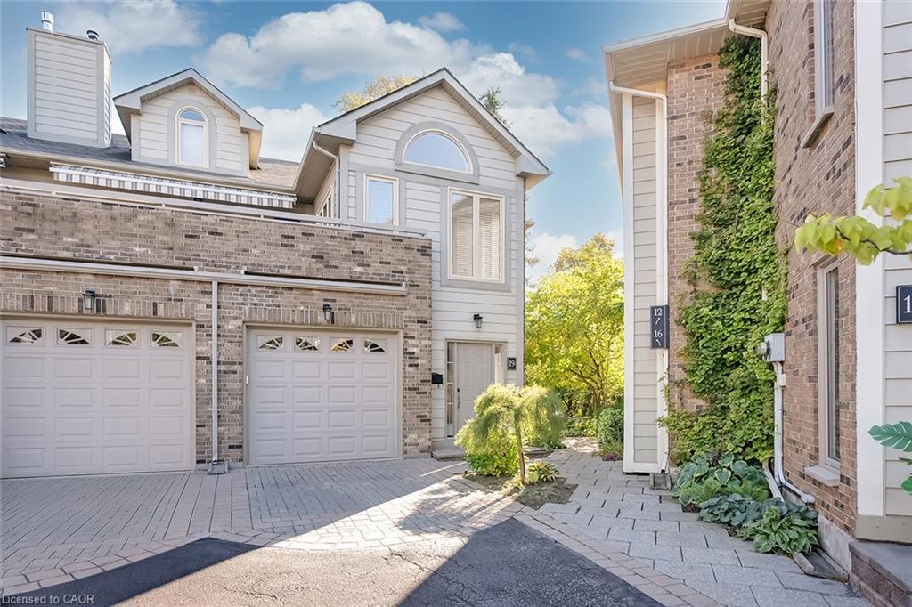 19-3230 New Street, Burlington, ON - Outdoor With Facade