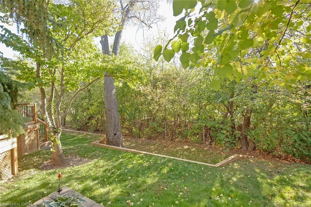 19-3230 New Street, Burlington, ON - Outdoor