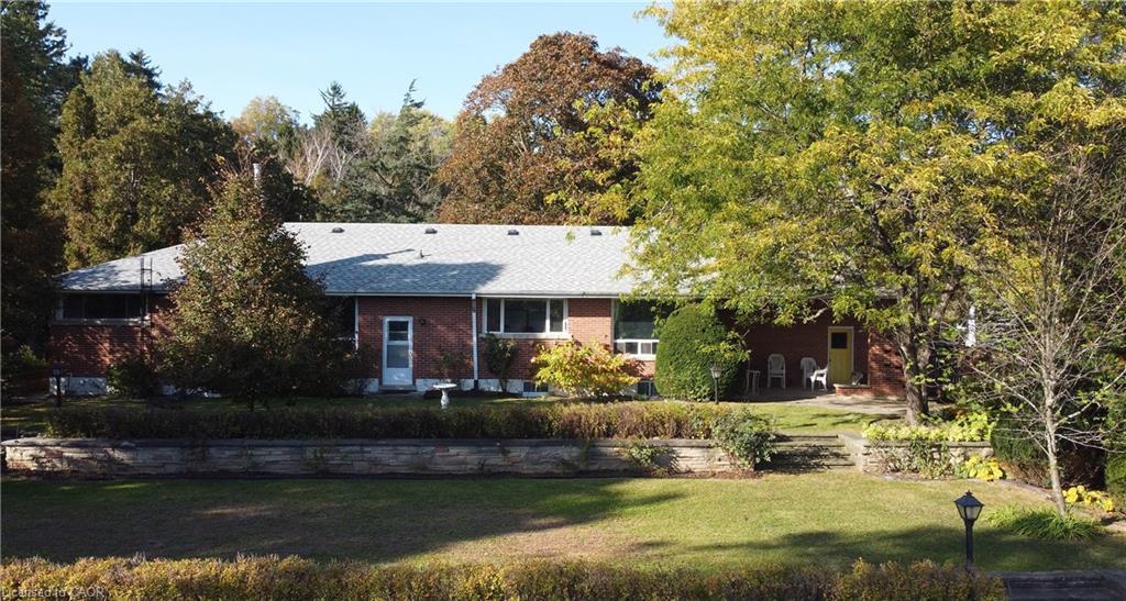 132 Hillcrest Avenue, Flamborough, ON - Outdoor