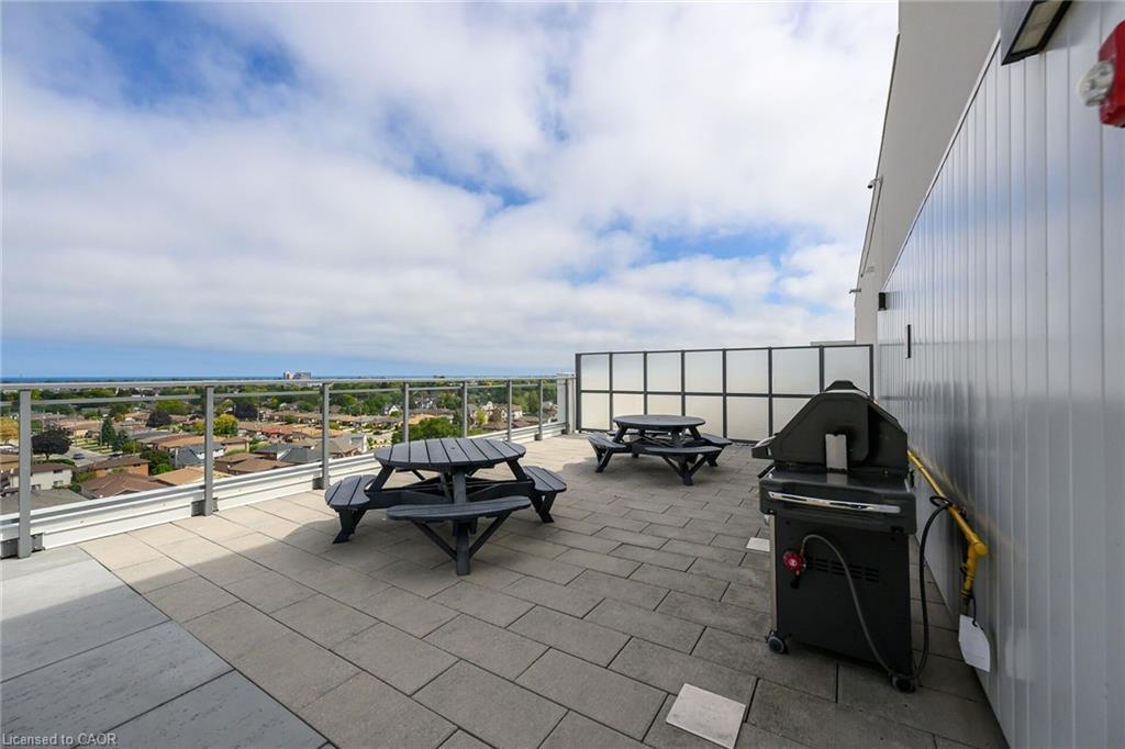 301-121 Highway 8, Stoney Creek, ON - Outdoor With View