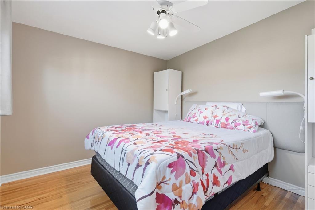 106 Fielding Crescent, Hamilton, ON - Indoor Photo Showing Bedroom