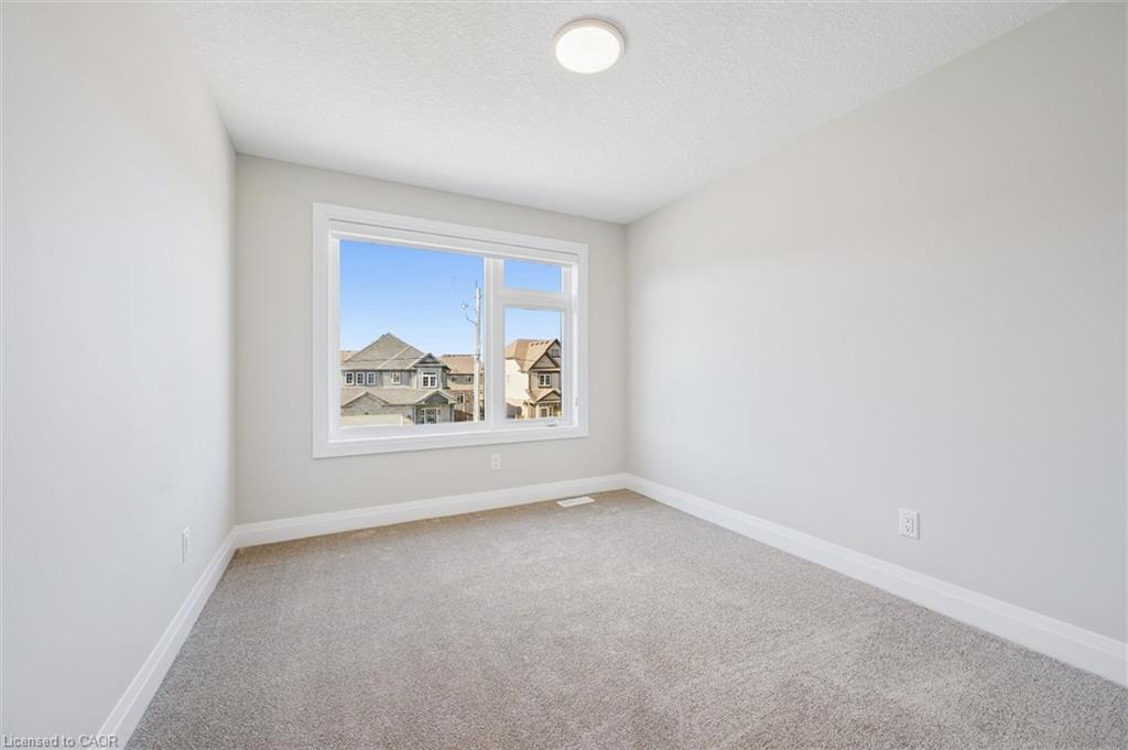 111 Catherine Street, New Hamburg, ON - Indoor Photo Showing Other Room