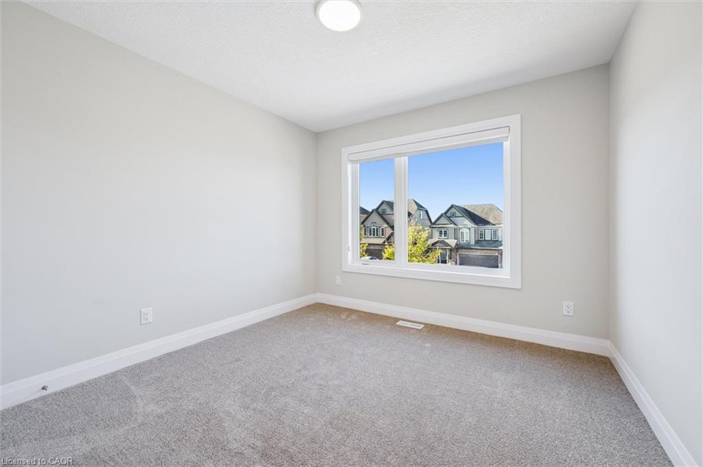 111 Catherine Street, New Hamburg, ON - Indoor Photo Showing Other Room