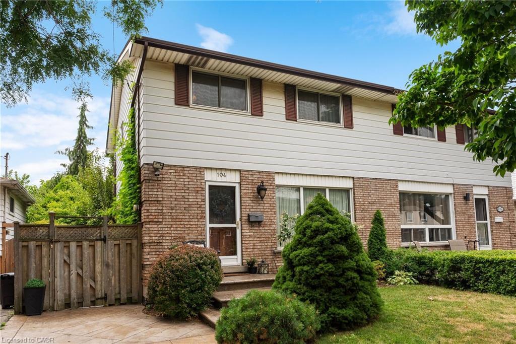 104 Berkindale Drive, Hamilton, ON - Outdoor