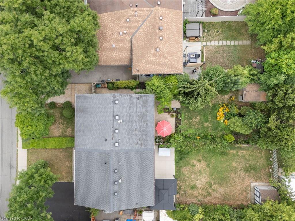 104 Berkindale Drive, Hamilton, ON - Outdoor With Deck Patio Veranda