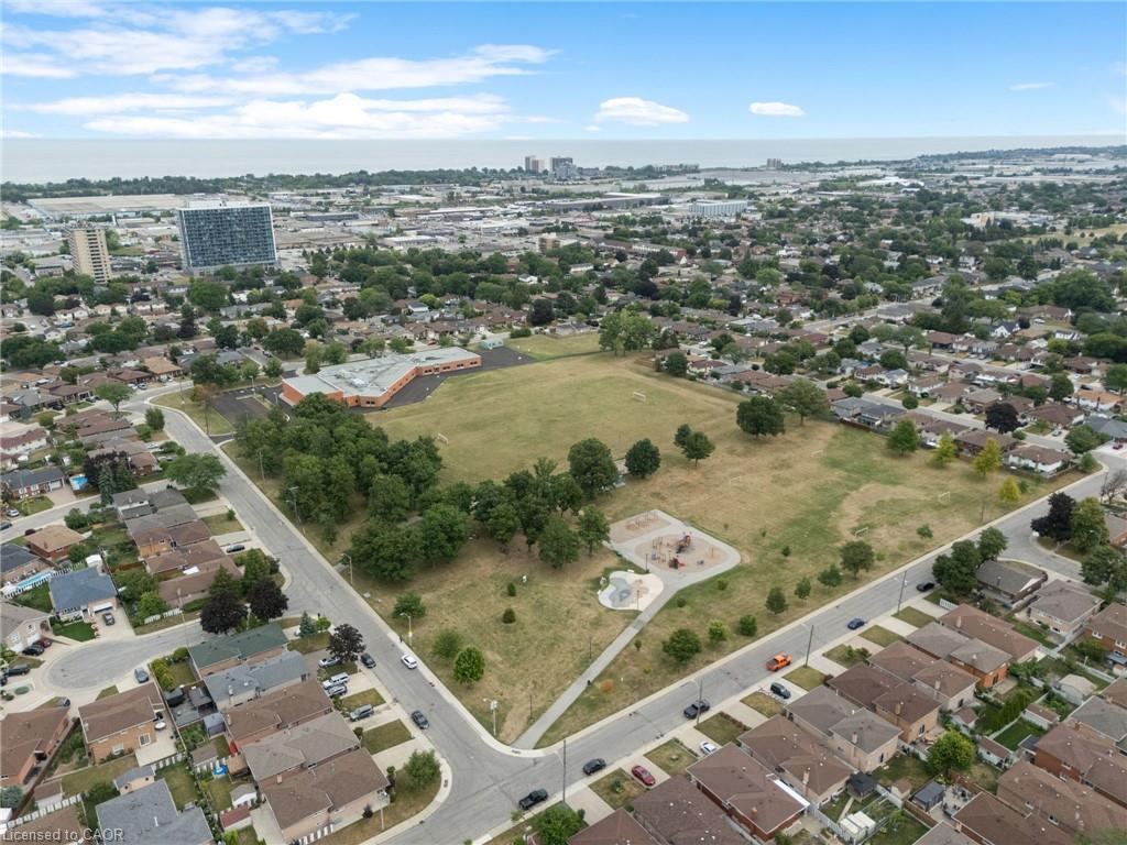 104 Berkindale Drive, Hamilton, ON - Outdoor With View