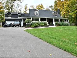 213 Woodland Drive Simcoe, ON N3Y 4K3