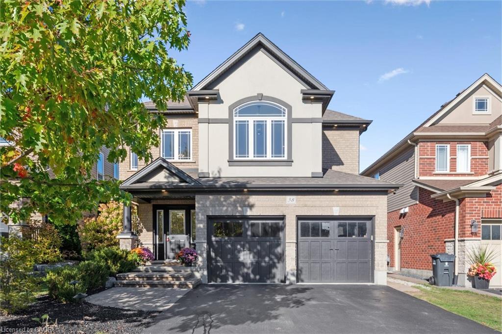 38 Baxter Drive, Guelph, ON - Outdoor With Facade