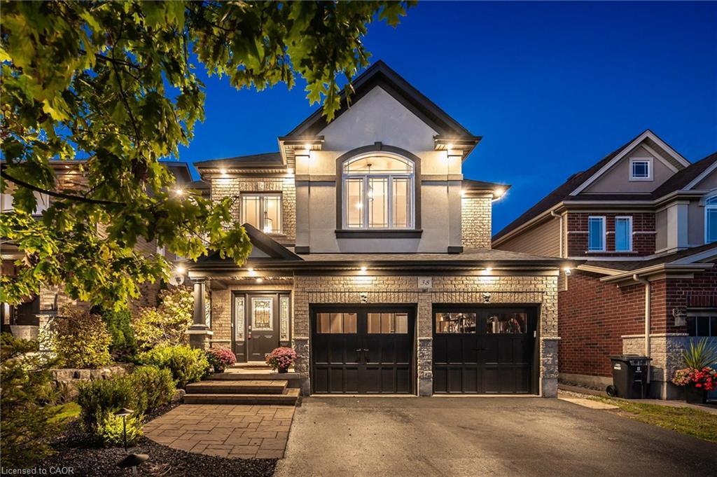 38 Baxter Drive, Guelph, ON - Outdoor With Facade