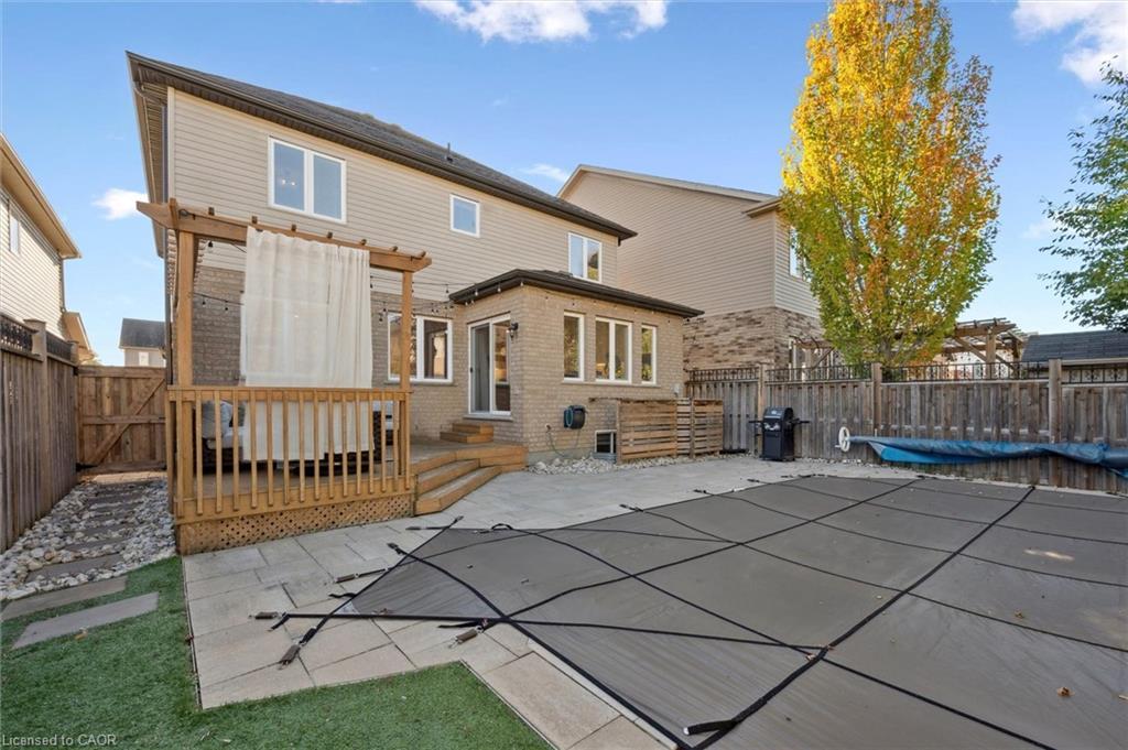 38 Baxter Drive, Guelph, ON - Outdoor With Exterior