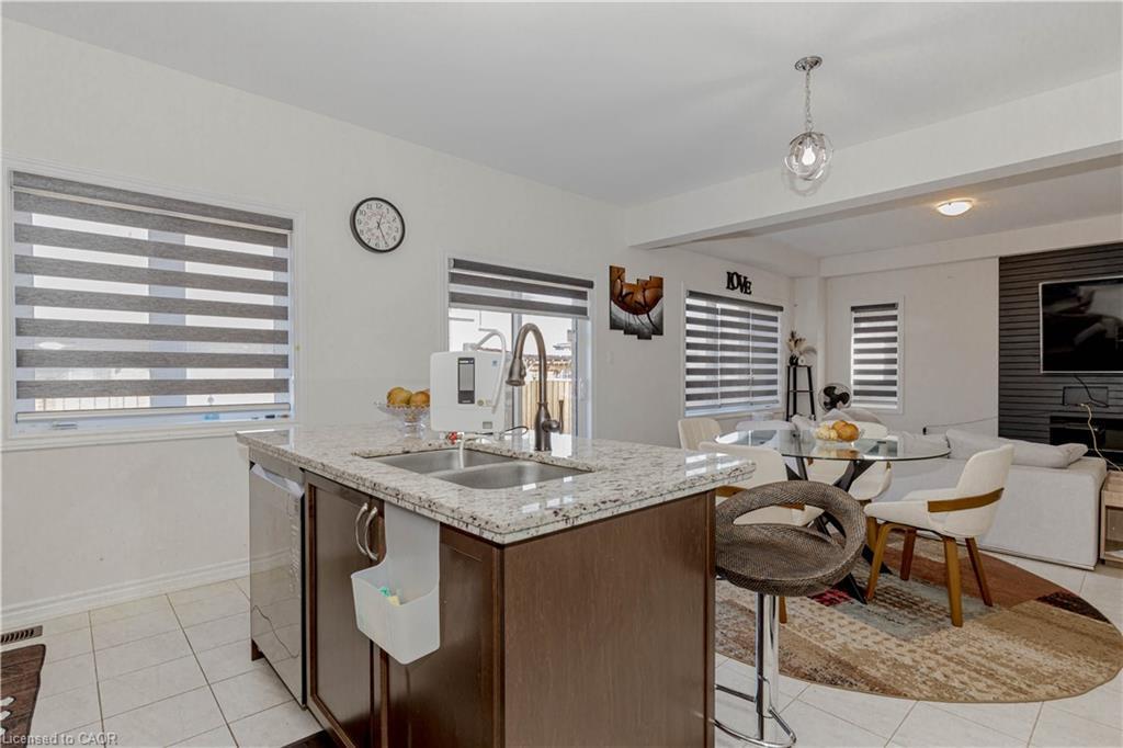 55 Scenic Ridge Gate, Paris, ON - Indoor Photo Showing Kitchen With Double Sink
