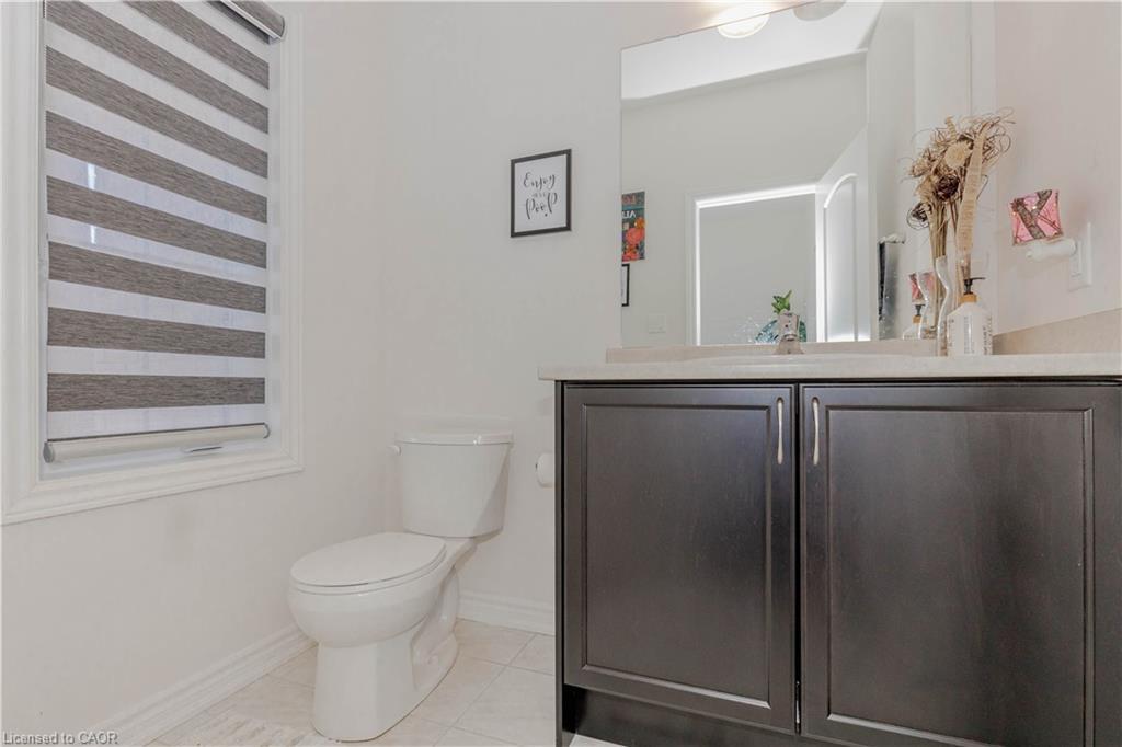 55 Scenic Ridge Gate, Paris, ON - Indoor Photo Showing Bathroom