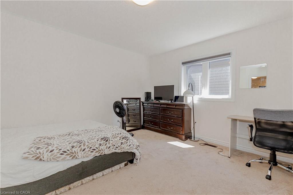 55 Scenic Ridge Gate, Paris, ON - Indoor Photo Showing Bedroom