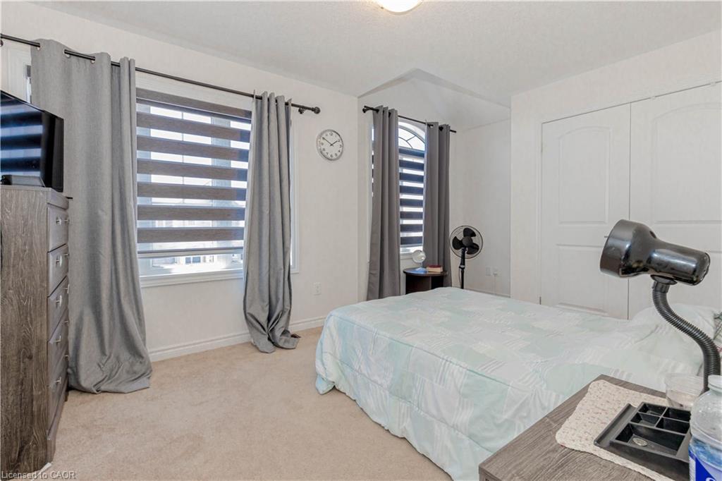 55 Scenic Ridge Gate, Paris, ON - Indoor Photo Showing Bedroom