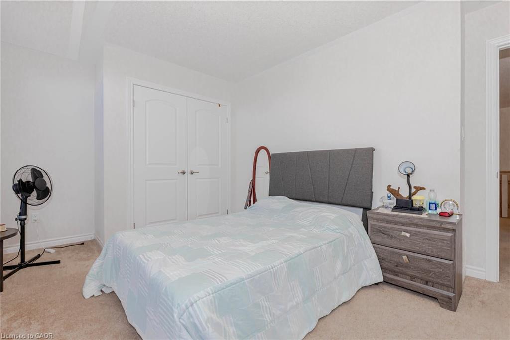 55 Scenic Ridge Gate, Paris, ON - Indoor Photo Showing Bedroom