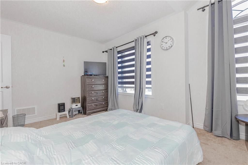 55 Scenic Ridge Gate, Paris, ON - Indoor Photo Showing Bedroom