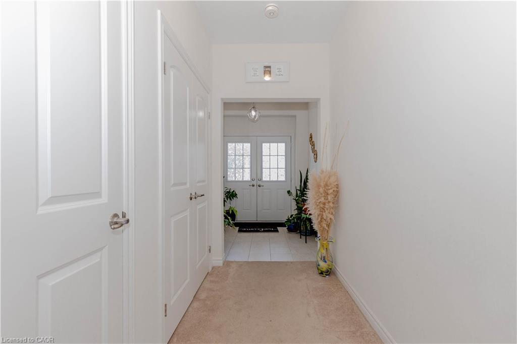 55 Scenic Ridge Gate, Paris, ON - Indoor Photo Showing Other Room