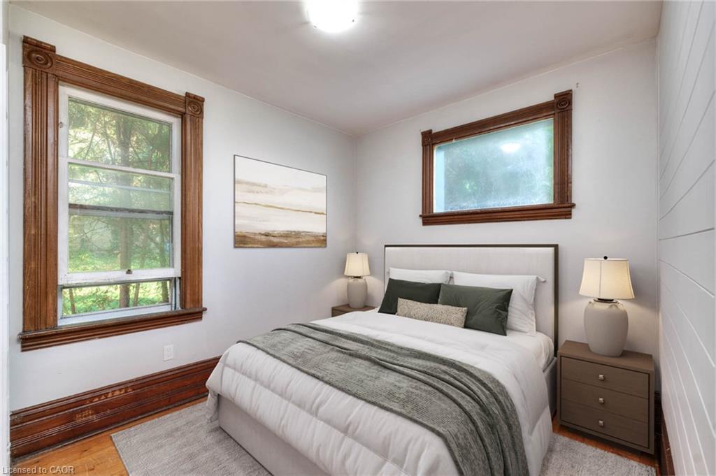 21 Huron Road, Mitchell, ON - Indoor Photo Showing Bedroom