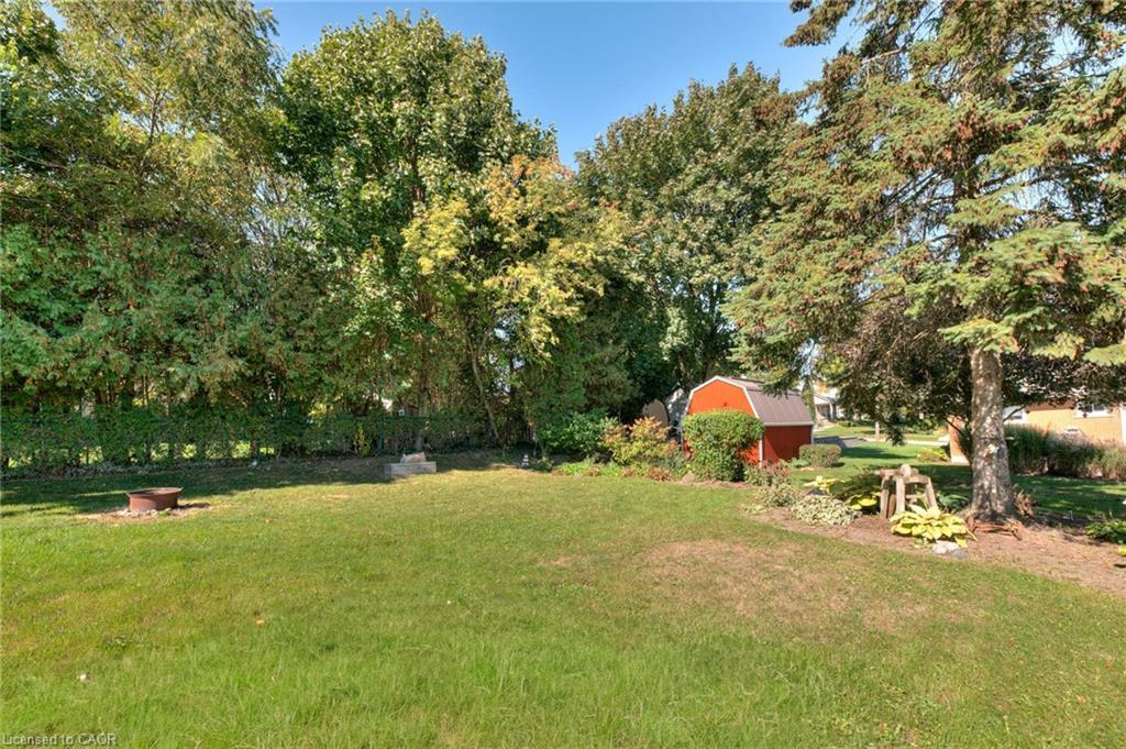 21 Huron Road, Mitchell, ON - Outdoor