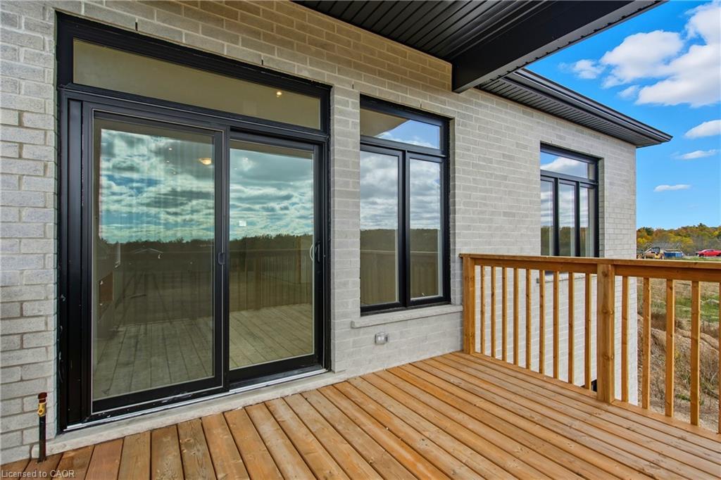 137 Pike Creek Drive, Cayuga, ON - Outdoor With Deck Patio Veranda With Exterior