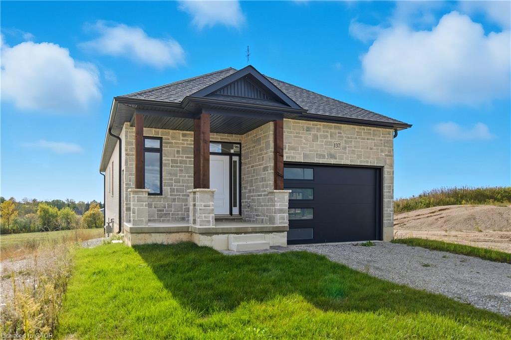 137 Pike Creek Drive, Cayuga, ON - Outdoor