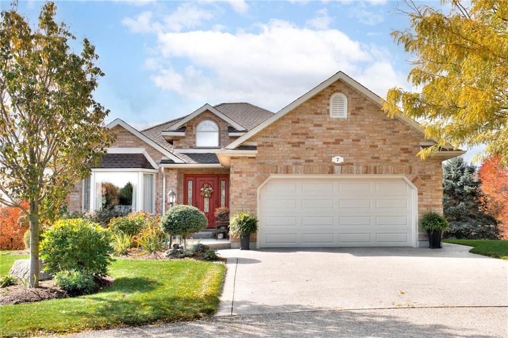 148-7 Maue Court, Baden, ON - Outdoor With Facade