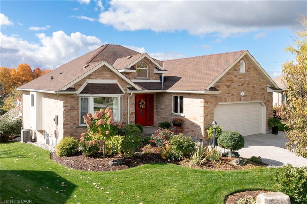 148-7 Maue Court, Baden, ON - Outdoor With Facade