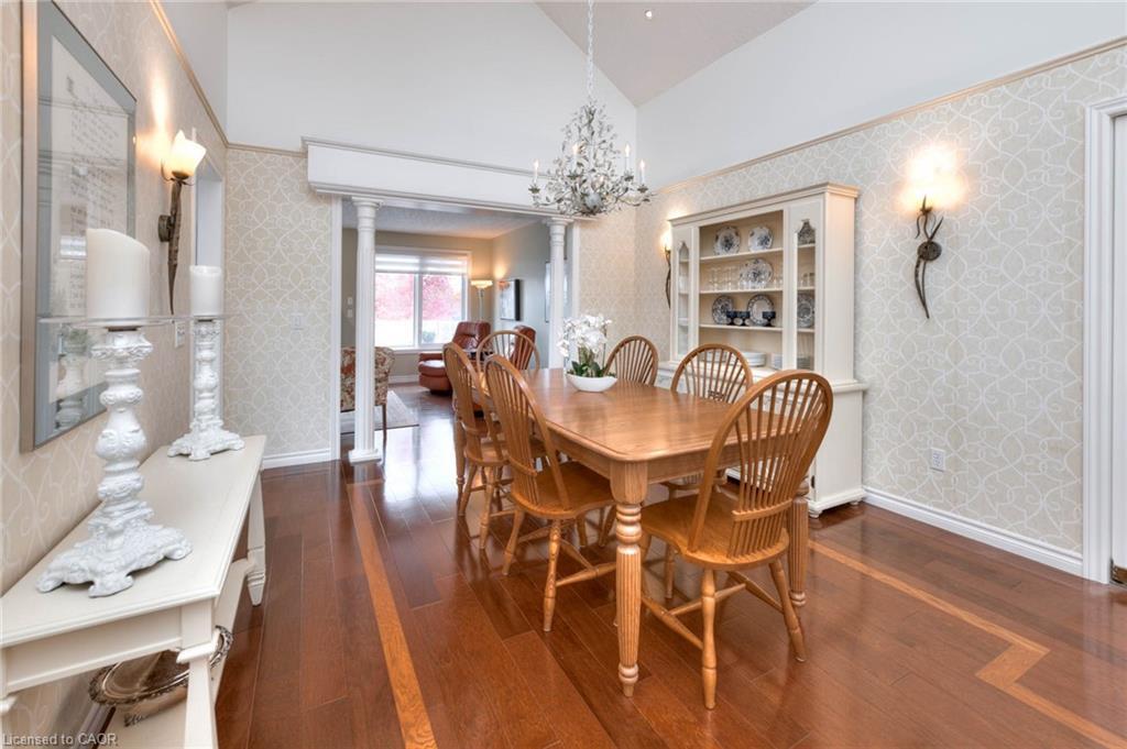 148-7 Maue Court, Baden, ON - Indoor Photo Showing Dining Room